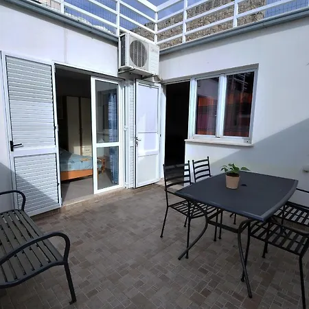 Katarina Guest house 3*