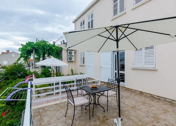 Guest house Katarina 3*