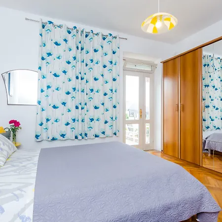 Guest house Katarina 3*